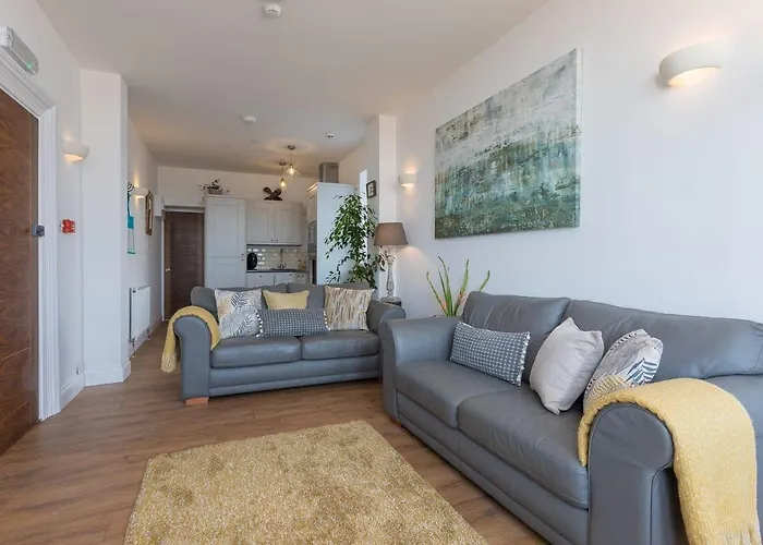 Hepworth Apartment